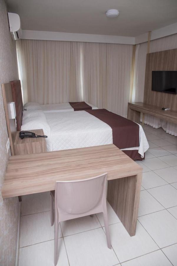 Hotel Village 加拉尼温斯 外观 照片
