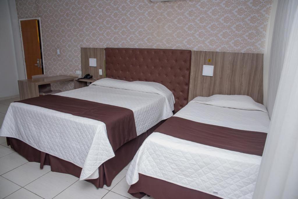 Hotel Village 加拉尼温斯 外观 照片