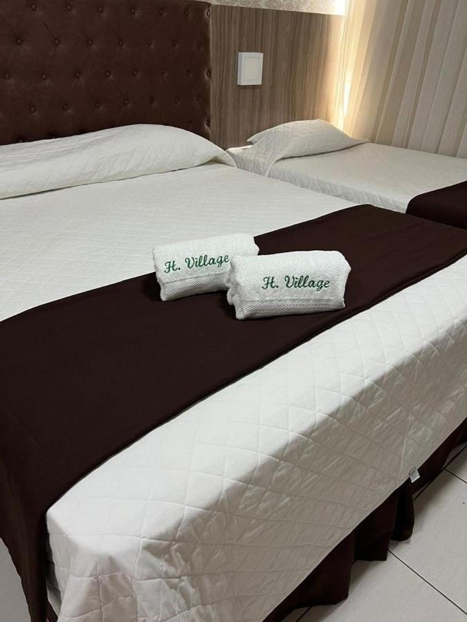Hotel Village 加拉尼温斯 外观 照片