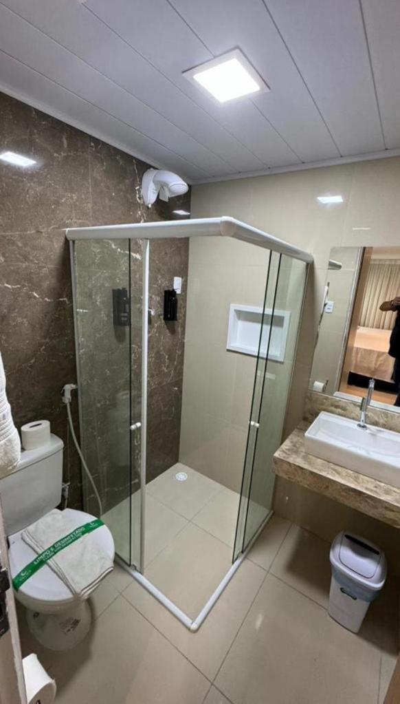 Hotel Village 加拉尼温斯 外观 照片